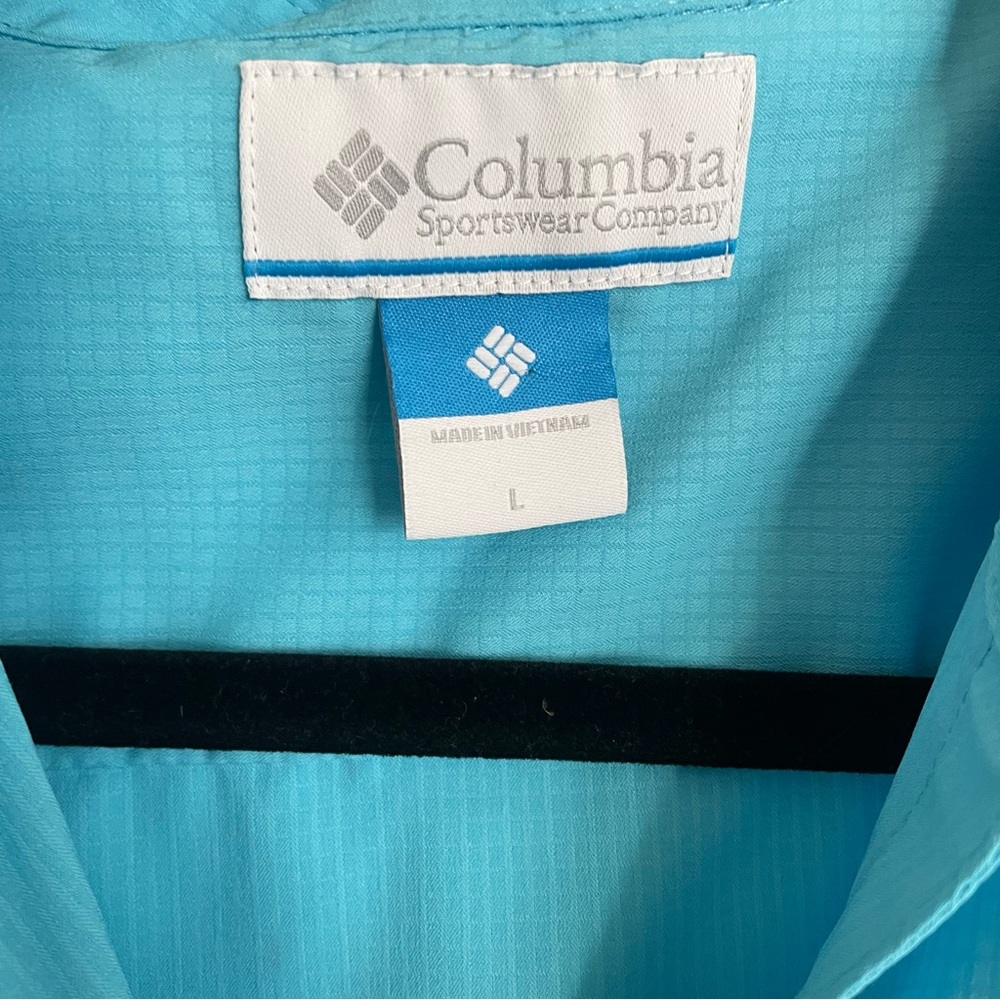Columbia light blue Long Sleeve Women's Top button‎ up Omni shade - Picture 4 of 7